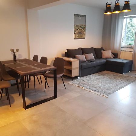 레스코 Apartament Julia 아파트 외부 사진